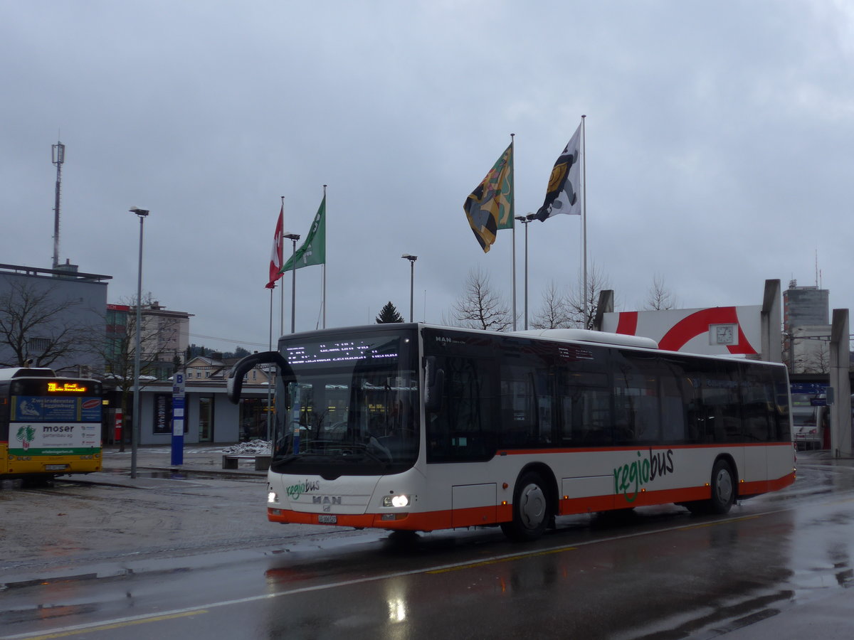 (186'956) - Regiobus, Gossau - Nr. 27/SG 306'527 - MAN am 14. Dezember 2017 beim Bahnhof Wil