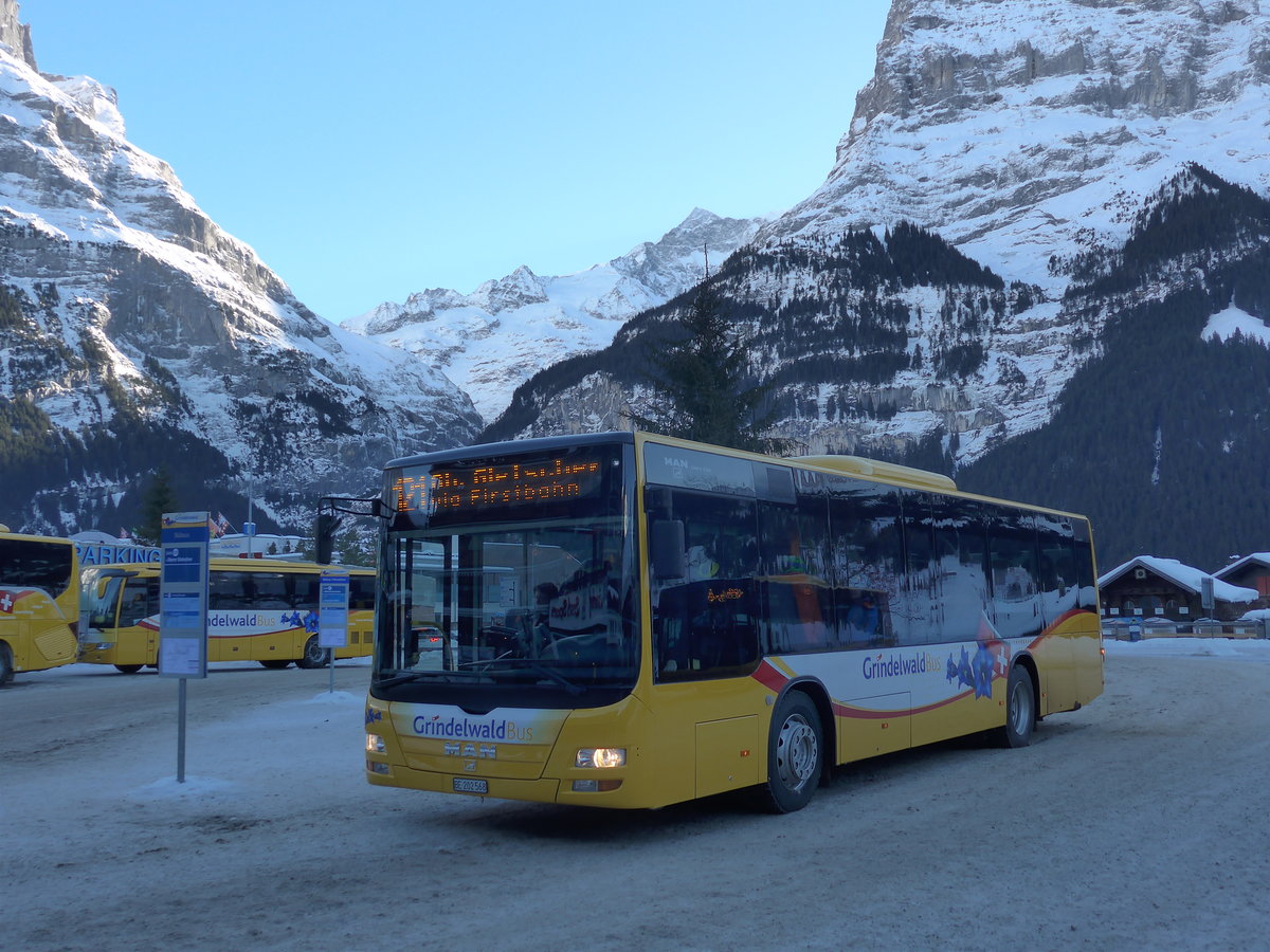 (187'286) - AVG Grindelwald - Nr. 14/BE 202'568 - MAN/Gppel am 24. Dezember 2017 beim Bahnhof Grindelwald