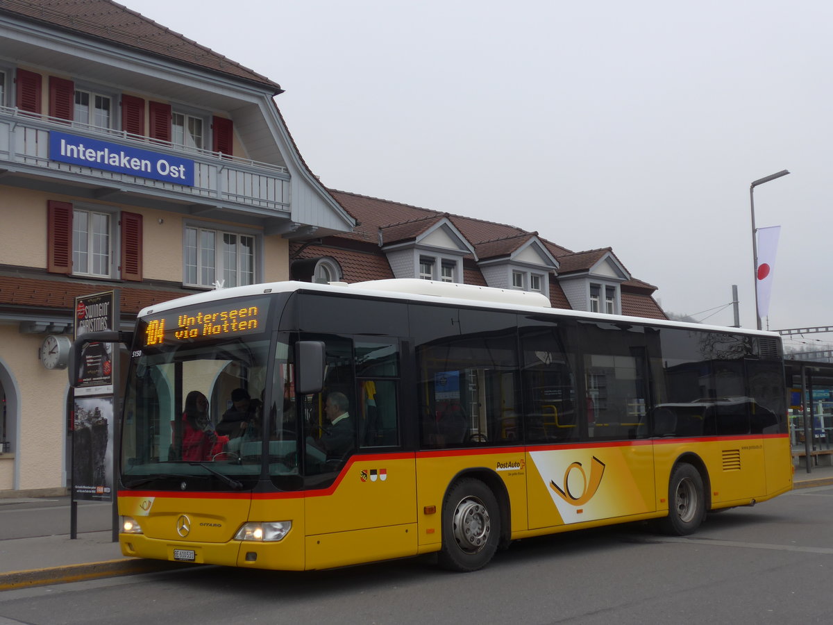 (187'337) - PostAuto Bern - BE 610'531 - Mercedes am 24. Dezember 2017 beim Bahnhof Interlaken Ost