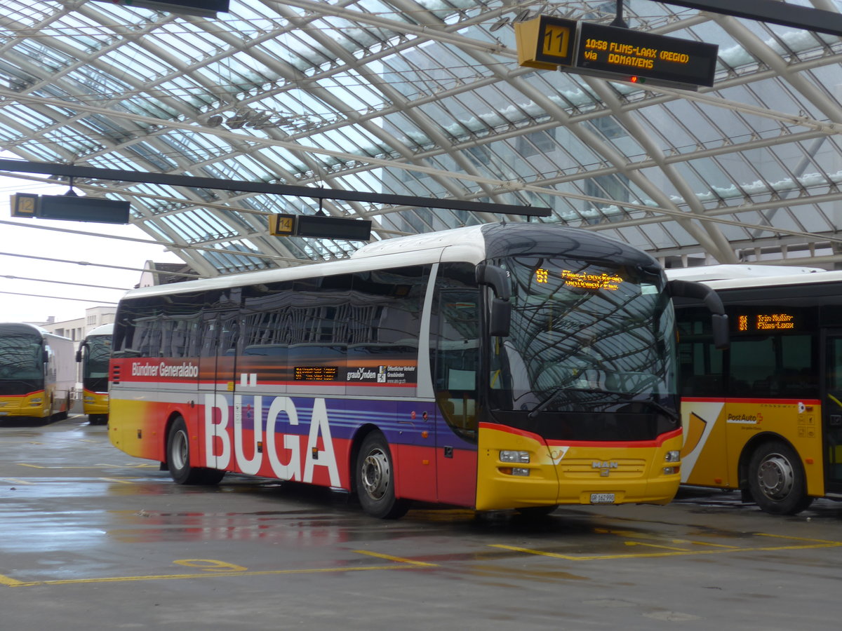 (187'530) - PostAuto Graubnden - GR 162'990 - MAN am 1. Januar 2018 in Chur, Postautostation