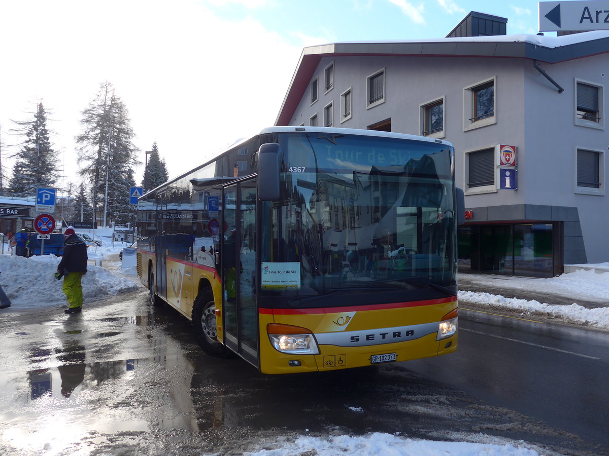 (187'569) - PostAuto Graubnden - GR 102'373 - Setra am 1. Januar 2018 in Lenzerheide, Post