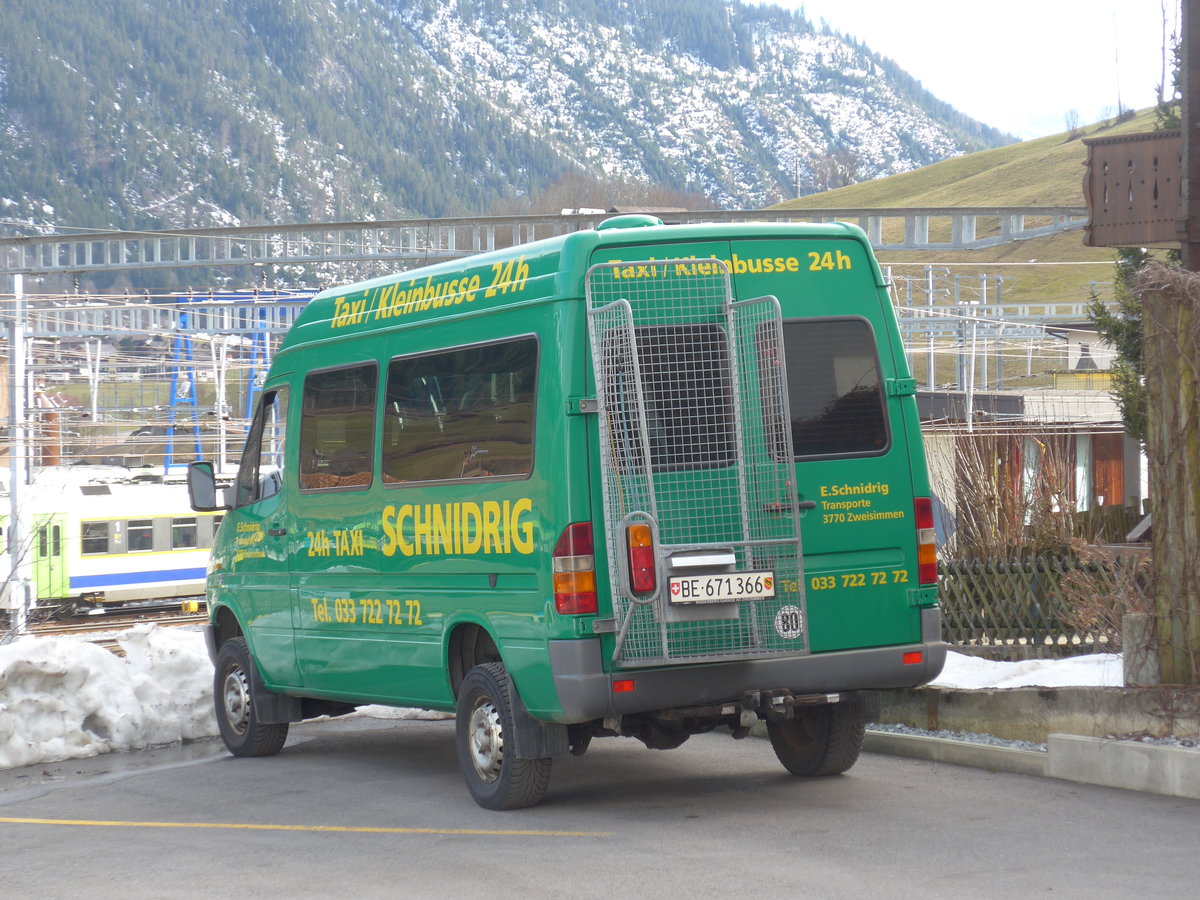 (188'083) - Schnidrig, Zweisimmen - BE 671'366 - Mercedes am 28. Januar 2018 beim Bahnhof Zweisimmen