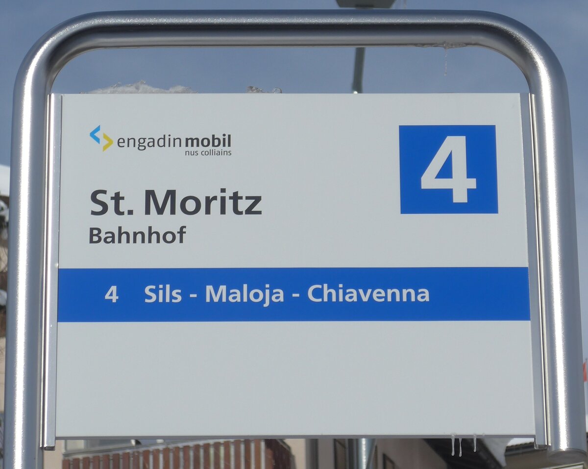 (188'103) - engadin mobil-Haltestellenschild - St. Moritz, Bahnhof - am 3. Februar 2018