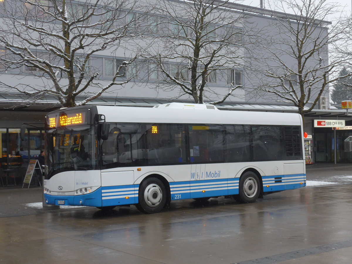 (188'288) - WilMobil, Wil - Nr. 231/SG 390'766 - Solaris am 8. Februar 2018 beim Bahnhof Wil