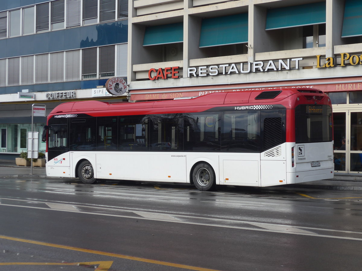 (188'427) - PostAuto Wallis - Nr. 79/VS 471'469 - Volvo am 11. Februar 2018 beim Bahnhof Sion