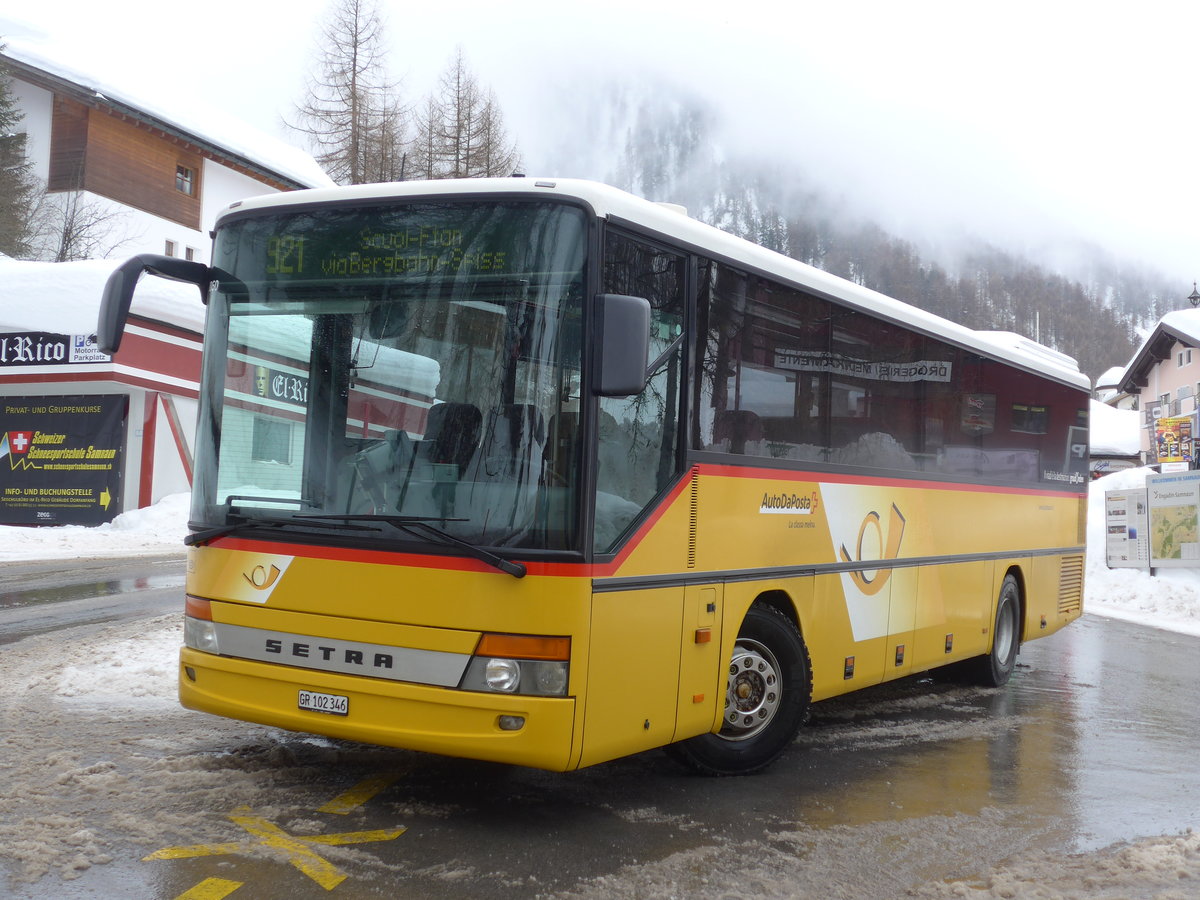 (188'765) - PostAuto Graubnden - GR 102'346 - Setra am 16. Februar 2018 in Samnaun, Post