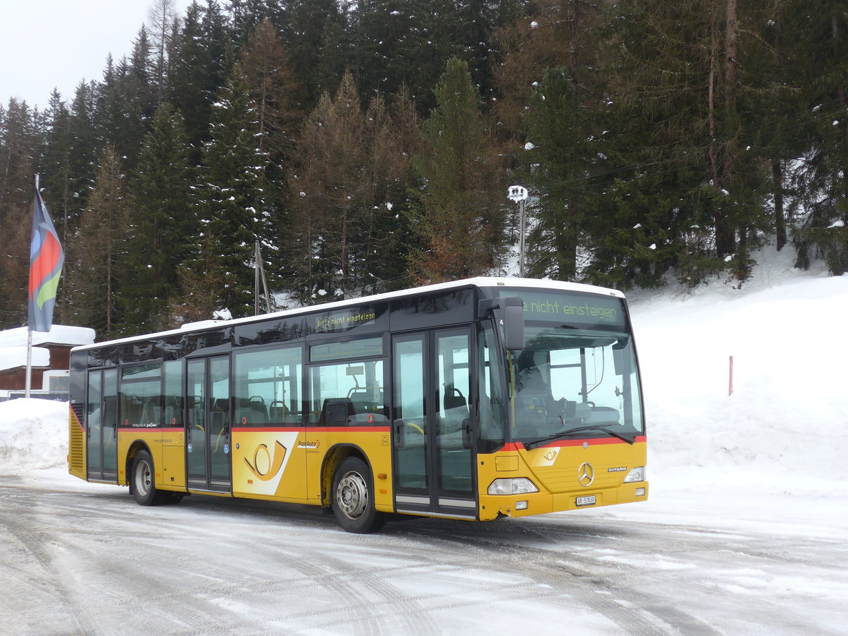 (188'769) - Jenal, Samnaun - GR 57'830 - Mercedes (ex PostAuto Nordschweiz) am 16. Februar 2018 in Samnaun, Ravaisch