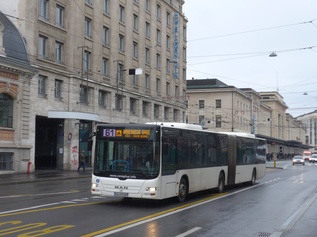 (189'195) - Aus Frankreich: TAC Annemasse - Nr. 1708/CW 076 QQ - MAN (ex Nr. 1935) am 12. Mrz 2018 beim Bahnhof Genve