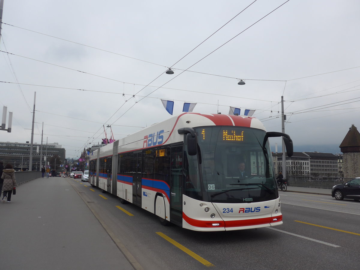 (189'379) - VBL Luzern - Nr. 234 - Hess/Hess Doppelgelenktrolleybus am 17. Mrz 2018 in Luzern, Bahnhofbrcke