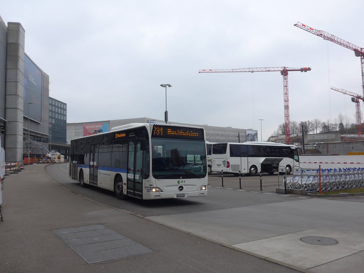 (189'568) - Maag, Kloten - Nr. 28/ZH 454'628 - Mercedes am 19. Mrz 2018 in Zrich, Flughafen