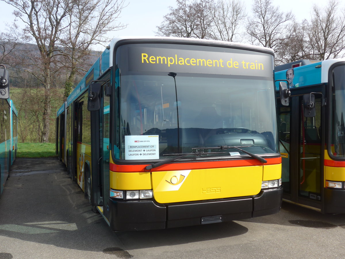 (189'900) - PostAuto Bern - Nr. 799 - Volvo/Hess (ex Bernmobil, Bern Nr. 272) am 2. April 2018 in Develier, Parkplatz