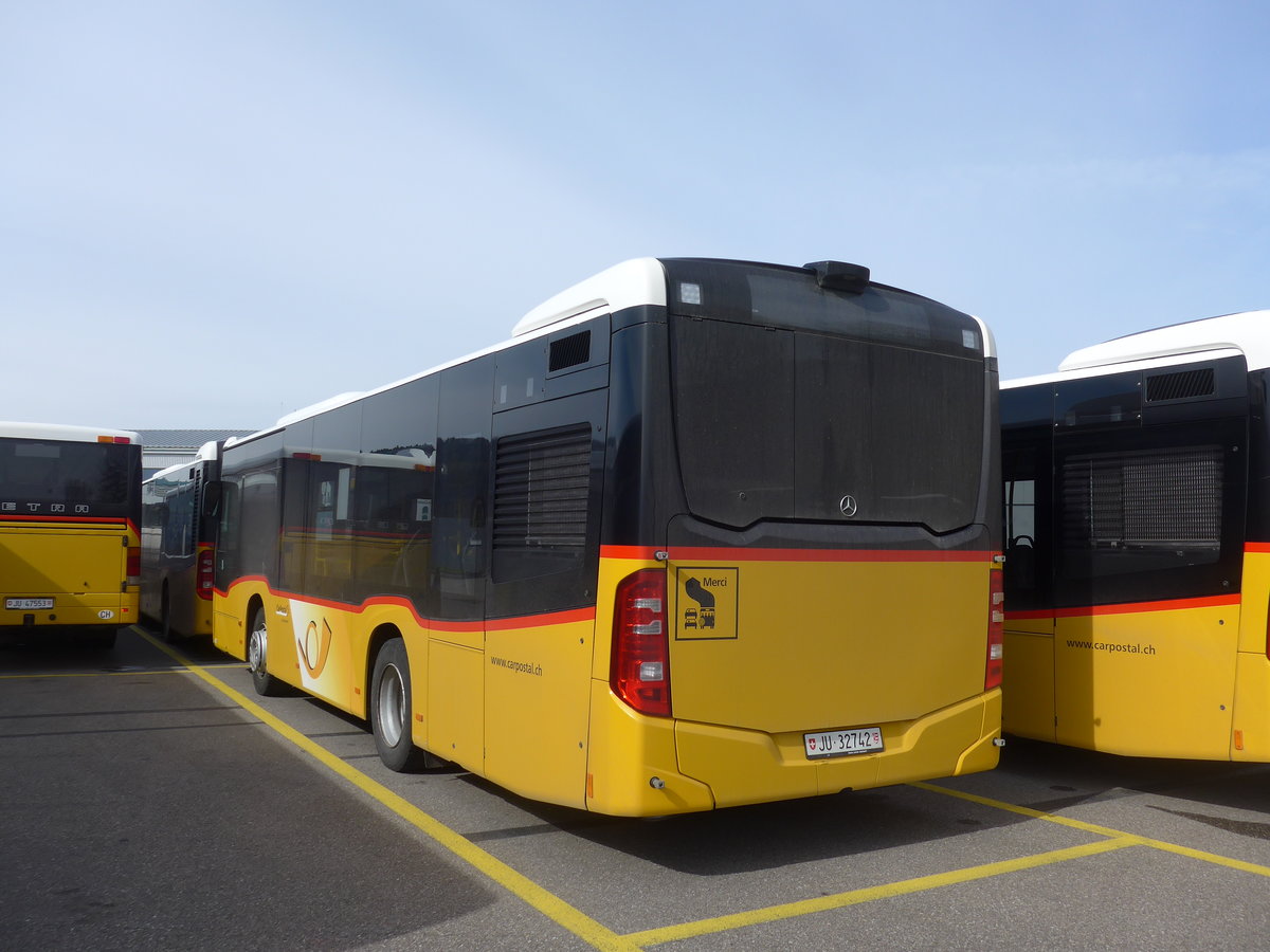 (189'907) - CarPostal Ouerst - JU 32'742 - Mercedes (ex Nr. 8) am 2. April 2018 in Develier, Parkplatz