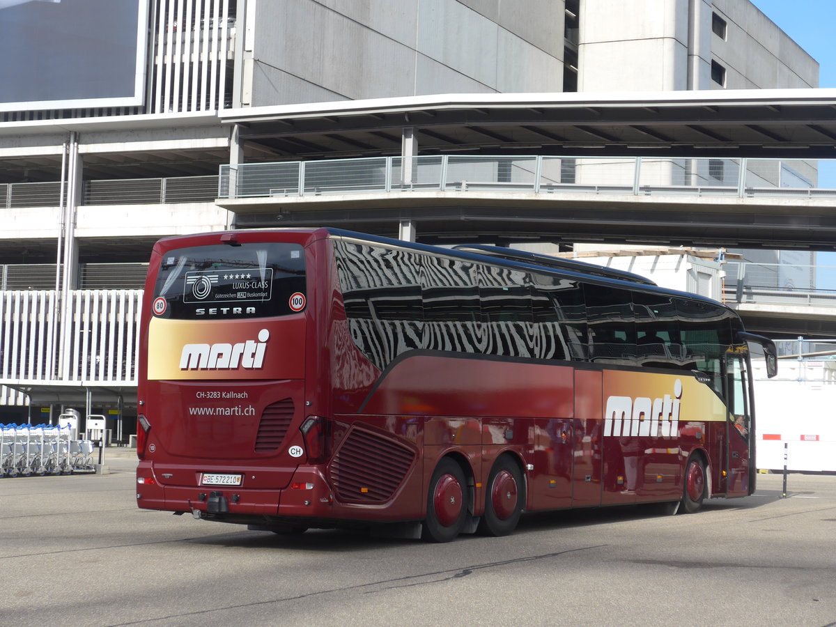 (190'129) - Marti, Kallnach - Nr. 10/BE 572'210 - Setra am 15. April 2018 in Zrich, Flughafen