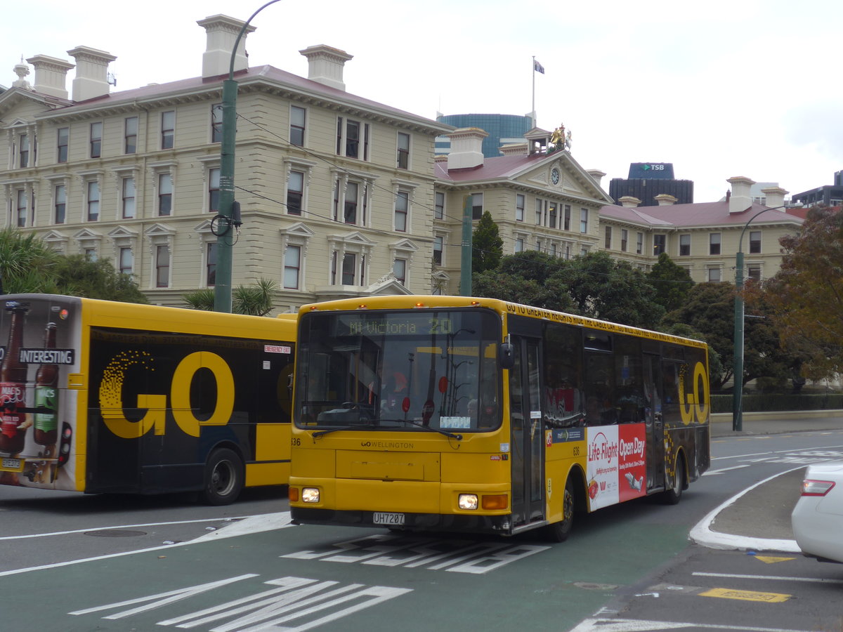 (191'657) - GO Wellington - Nr. 636/UH7207 - MAN/Designline am 27. April 2018 beim Bahnhof Wellington