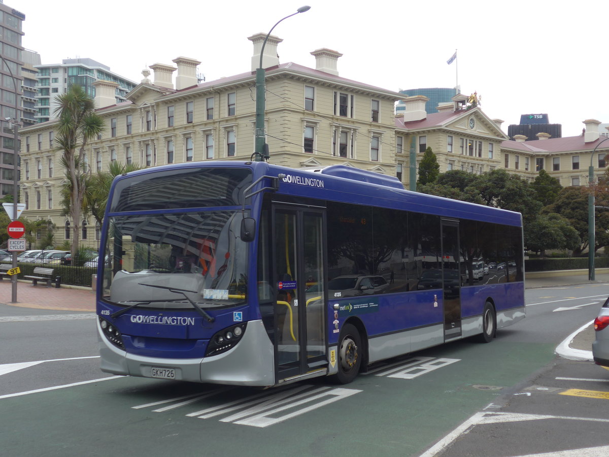 (191'659) - GO Wellington - Nr. 4135/GKH726 - Alexander Dennis/KiwiBus am 27. April 2018 beim Bahnhof Wellington