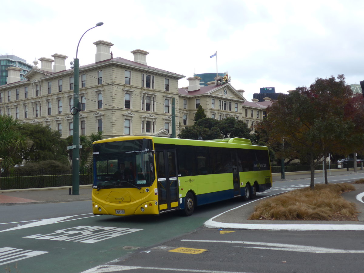 (191'679) - GO Wellington - Nr. 2456/CQM378 - MAN/Designline am 27. April 2018 beim Bahnhof Wellington