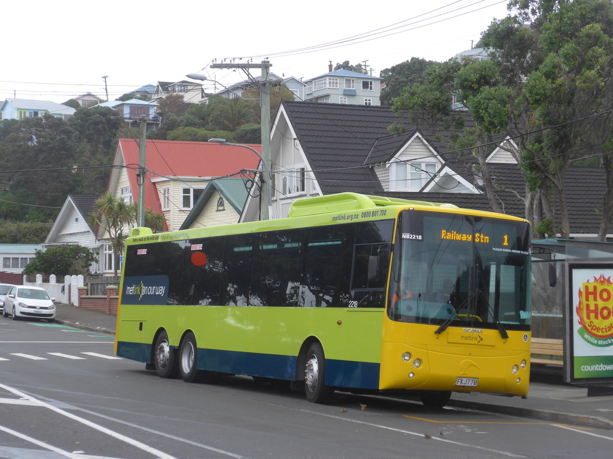 (191'693) - GO Wellington - Nr. 2218/FKJ770 - Scania/KiwiBus am 27. April 2018 in Island Bay