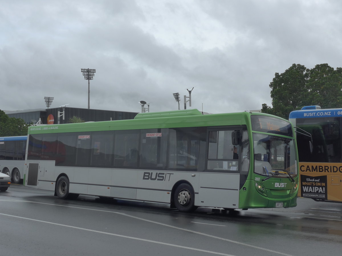 (191'884) - BusIt, Hamilton - Nr. 2057/JAF139 - Alexander Dennis/KiwiBus (ex Pavlowich, Auckland; ex Vorfhrfahrzeug) am 29. April 2018 in Hamilton, Centralstation