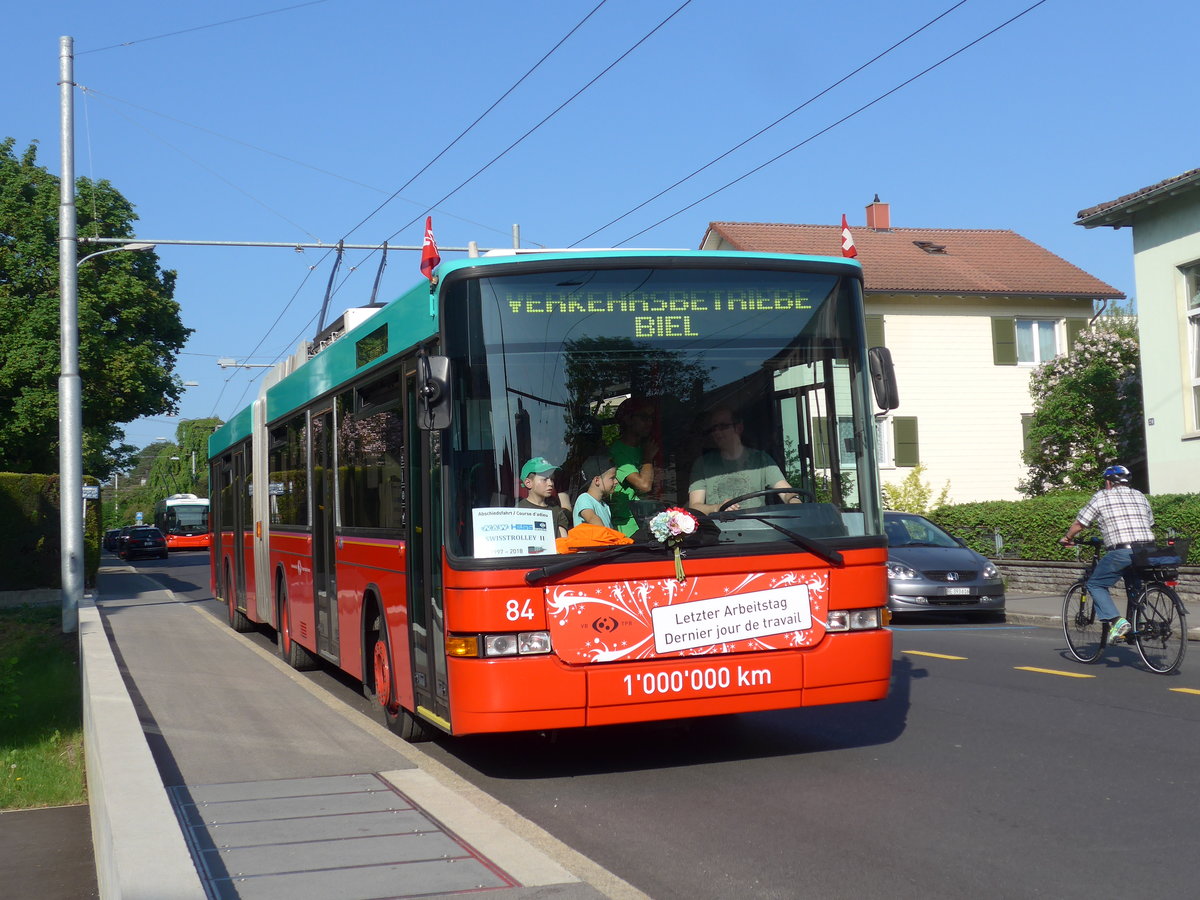 (192'923) - VB Biel - Nr. 84 - NAW/Hess Gelenktrolleybus am 6. Mai 2018 in Biel, Bttenbergstrasse