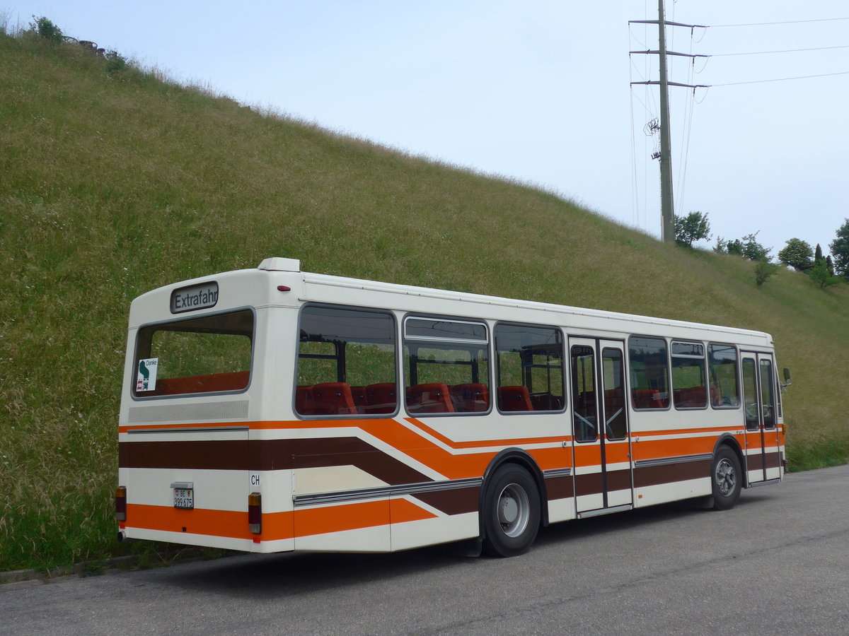 (193'674) - Wegmller, Mnsingen - BE 399'675 - FBW/R&J (ex Bamert, Wollerau) am 3. Juni 2018 beim Bahnhof Emmenmatt