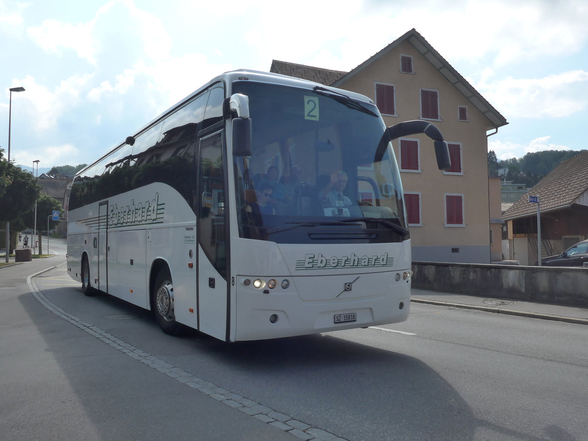 (194'532) - Eberhard, Altendorf - Nr. 8/SZ 15'818 - Volvo am 7. Juli 2018 in Benken, Post