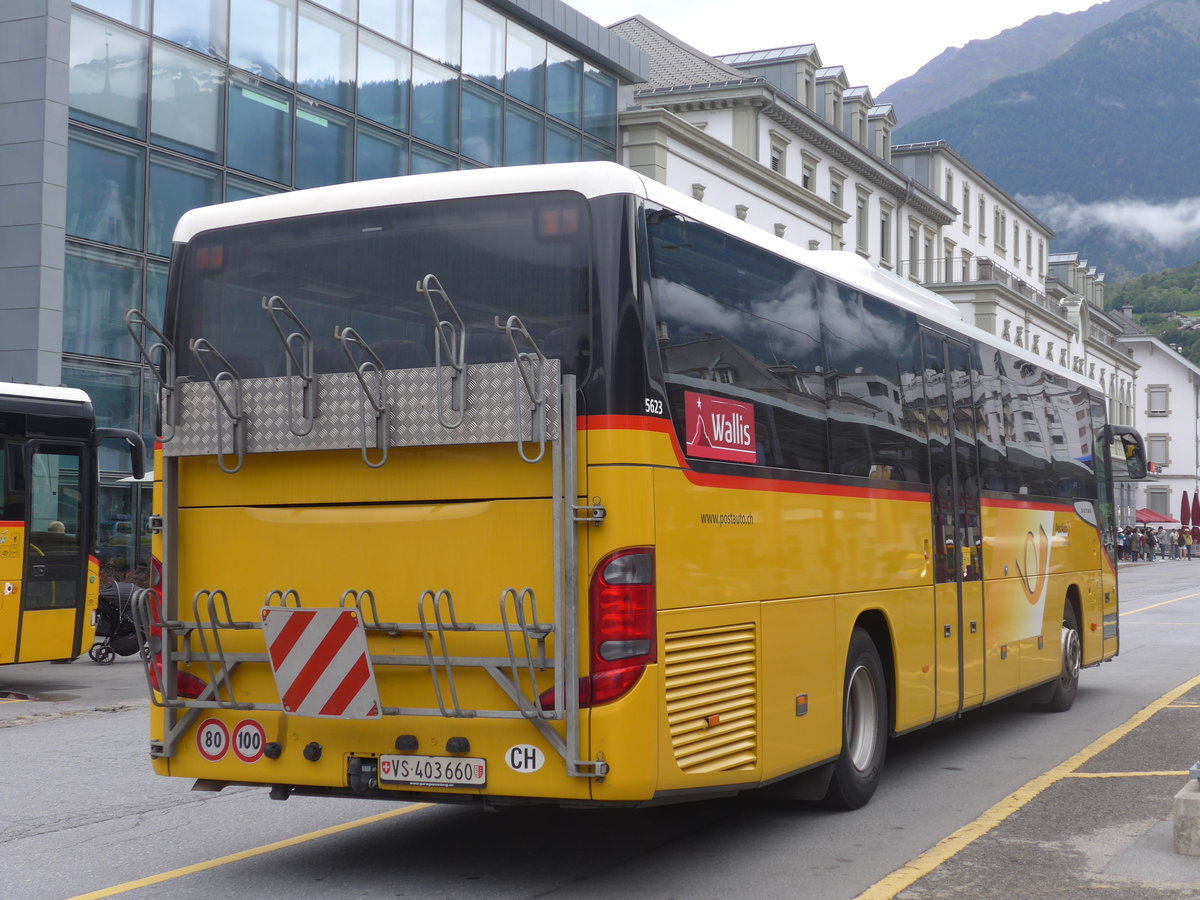 (194'931) - PostAuto Wallis - VS 403'660 - Setra am 21. Juli 2018 beim Bahnhof Brig