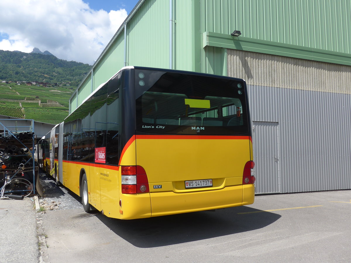 (195'054) - Buchard, Leytron - Nr. 158/VS 141'737 - MAN am 22. Juli 2018 in Leytron, Garage