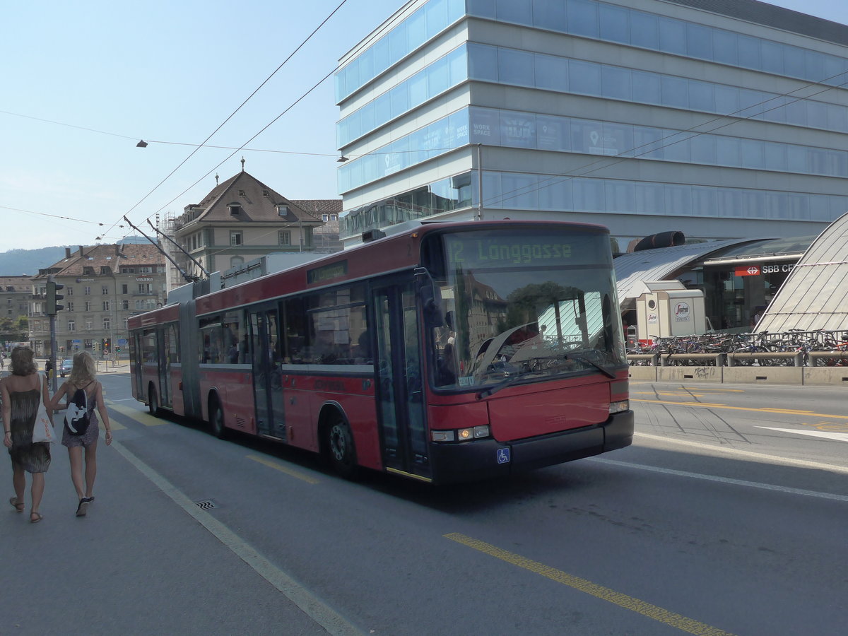 (195'673) - Bernmobil, Bern - Nr. 2 - NAW/Hess Gelenktrolleybus am 6. August 2018 in Bern, Schanzenstrasse