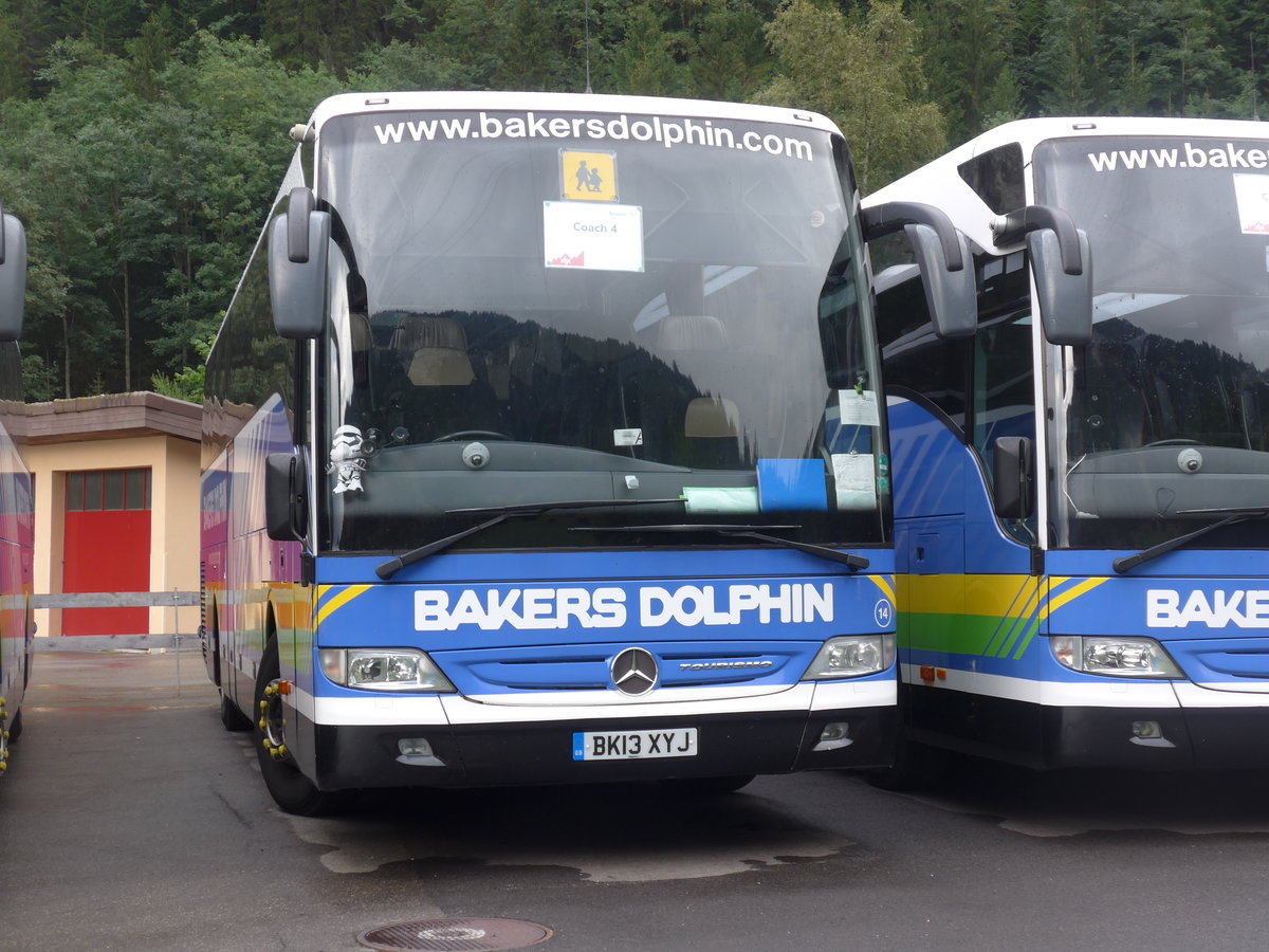 (195'986) - Aus England: Bakers Dolphin, Bristol - Nr. 14/BK13 XYJ - Mercedes am 18. August 2018 in Kandersteg