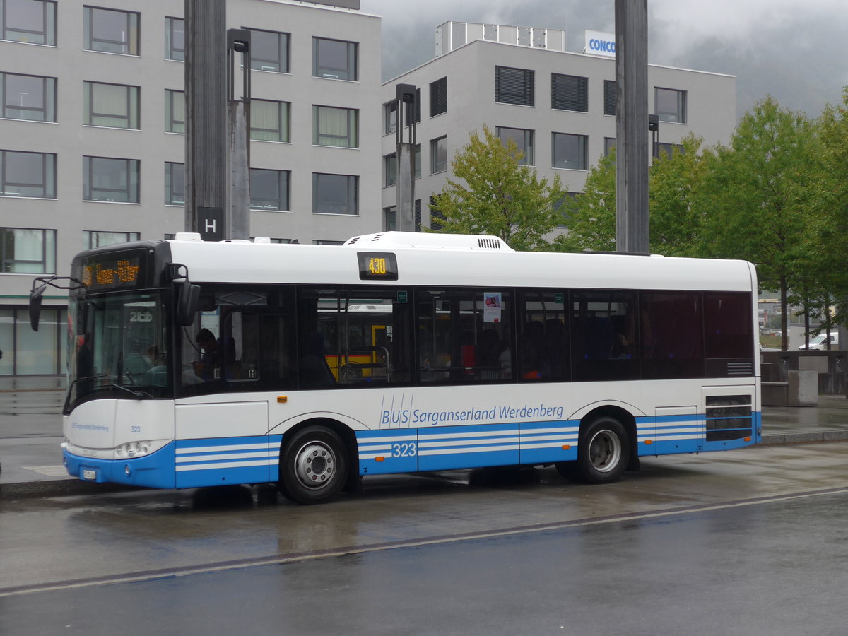 (196'344) - BSW Sargans - Nr. 323/SG 155'486 - Solaris am 1. September 2018 beim Bahnhof Sargans