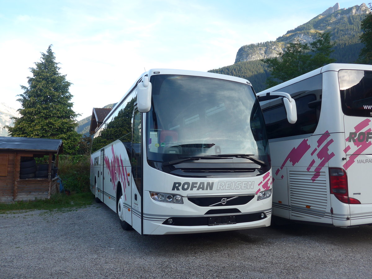 (196'736) - Albrecht, Maurach - Volvo am 11. September 2018 in Maurach, Garage