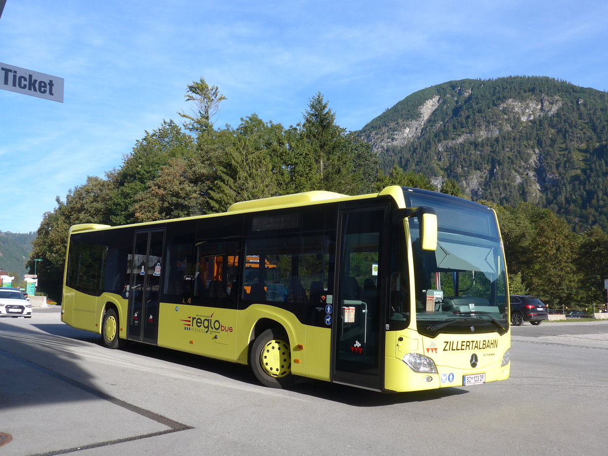 (196'737) - ZVB Jenbach - SZ 123 ZP - Mercedes am 11. September 2018 in Pertisau, Karwendellift