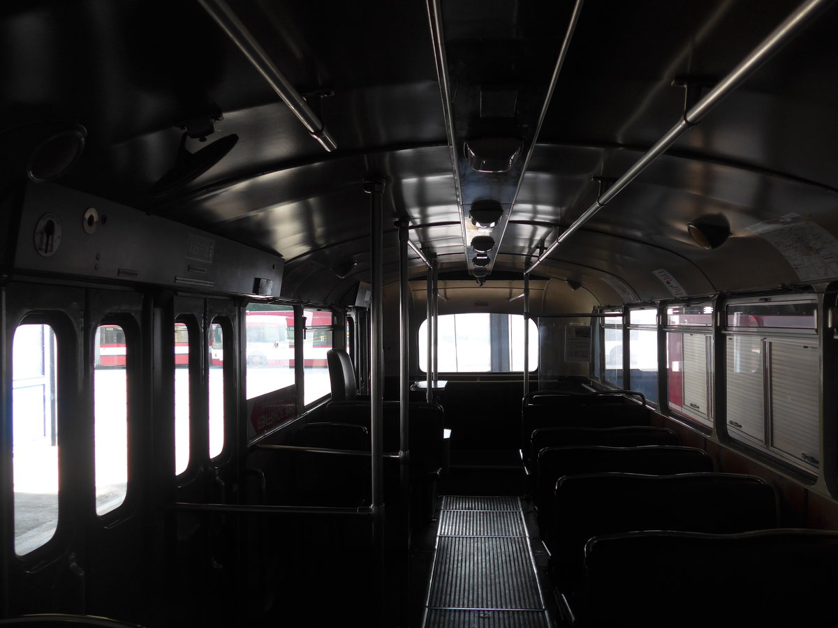 (197'109) - SSV Salzburg (POS) - Nr. 123/S 178 MF - Uerdingen/Henschel Trolleybus (ex SWS Solingen/D Nr. 40) am 13. September 2018 in Salzburg, Betriebshof (Innenaufnahme)