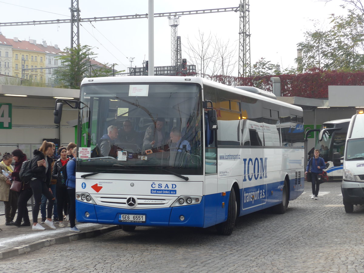 (198'617) - ICOM Jihlava - 5E6 6551 - Mercedes am 19. Oktober 2018 in Praha, Florenc