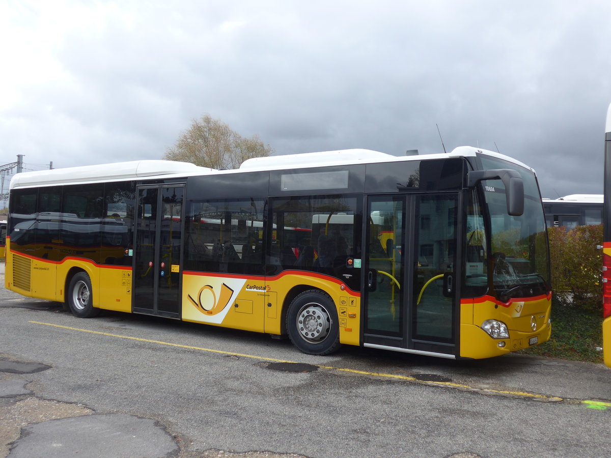 (199'009) - CarPostal Ouest - VD 464'947 - Mercedes am 28. Oktober 2018 in Yverdon, Garage