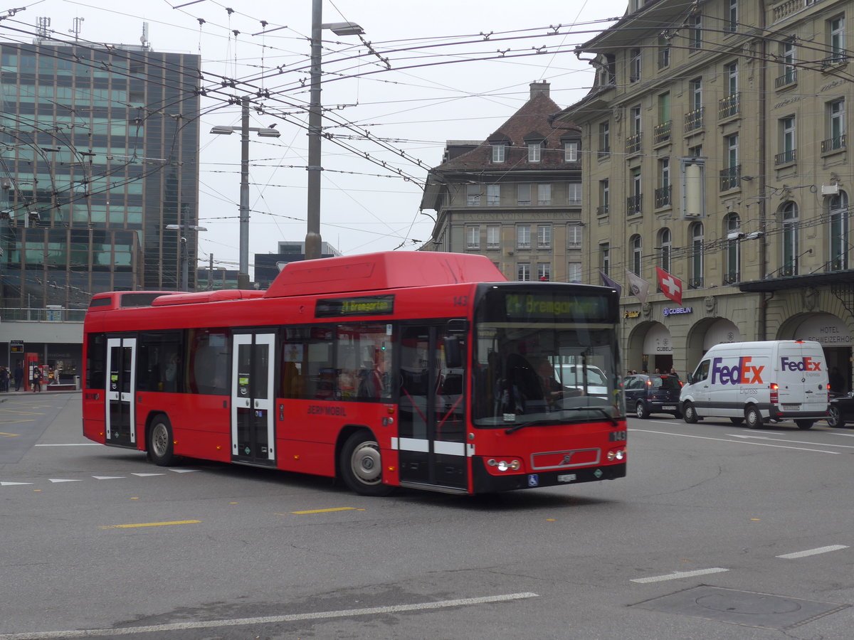 (199'069) - Bernmobil, Bern - Nr. 143/BE 661'143 - Volvo am 29. Oktober 2018 beim Bahnhof Bern