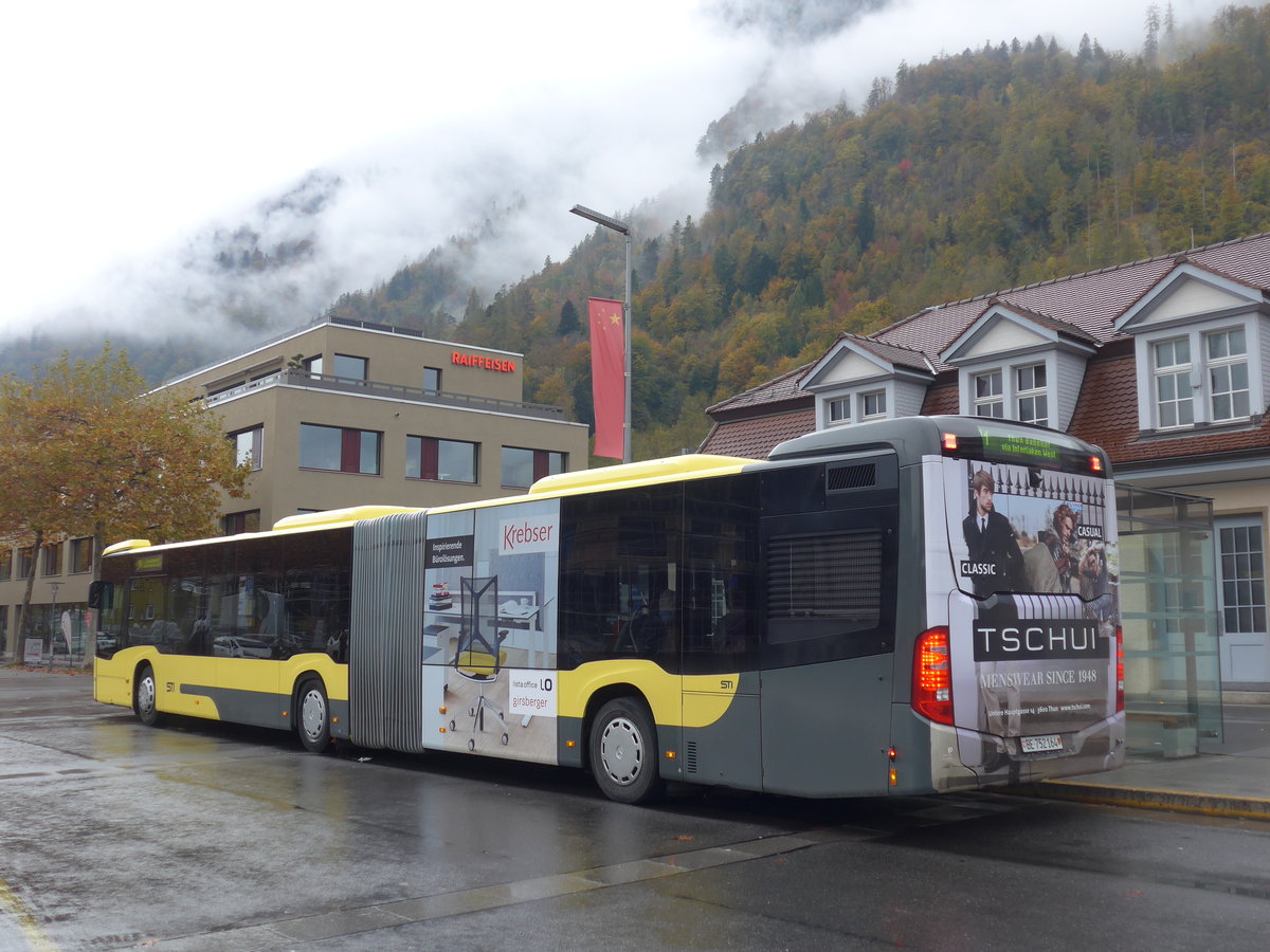 (199'154) - STI Thun - Nr. 164/BE 752'164 - Mercedes am 29. Oktober 2018 beim Bahnhof Interlaken Ost