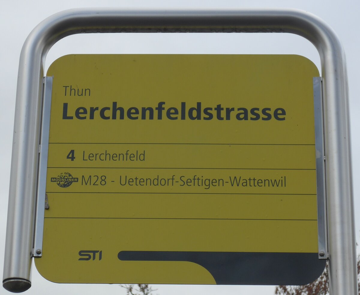 (199'650) - STI-Haltestellenschild - Thun, Lerchenfeldstrasse - am 6. Dezember 2018