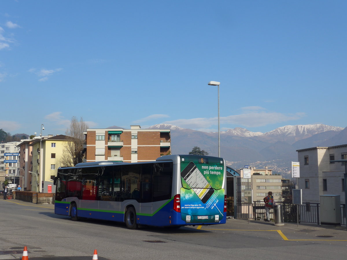 (199'749) - TPL Lugano - Nr. 317/TI 297'005 - Mercedes am 7. Dezember 2018 beim Bahnhof Lugano