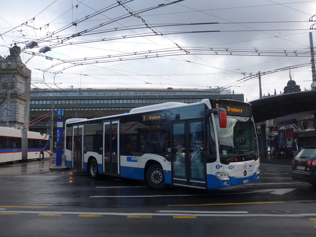(200'139) - VBL Luzern - Nr. 624/LU 15'088 - Mercedes am 24. Dezember 2018 beim Bahnhof Luzern
