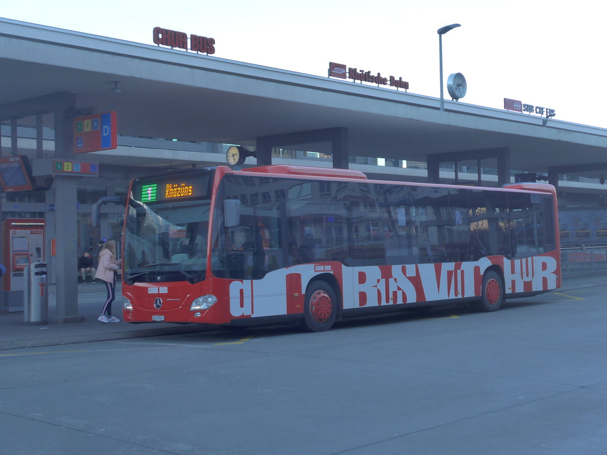 (200'319) - SBC Chur - Nr. 19/GR 97'519 - Mercedes am 26. Dezember 2018 beim Bahnhof Chur