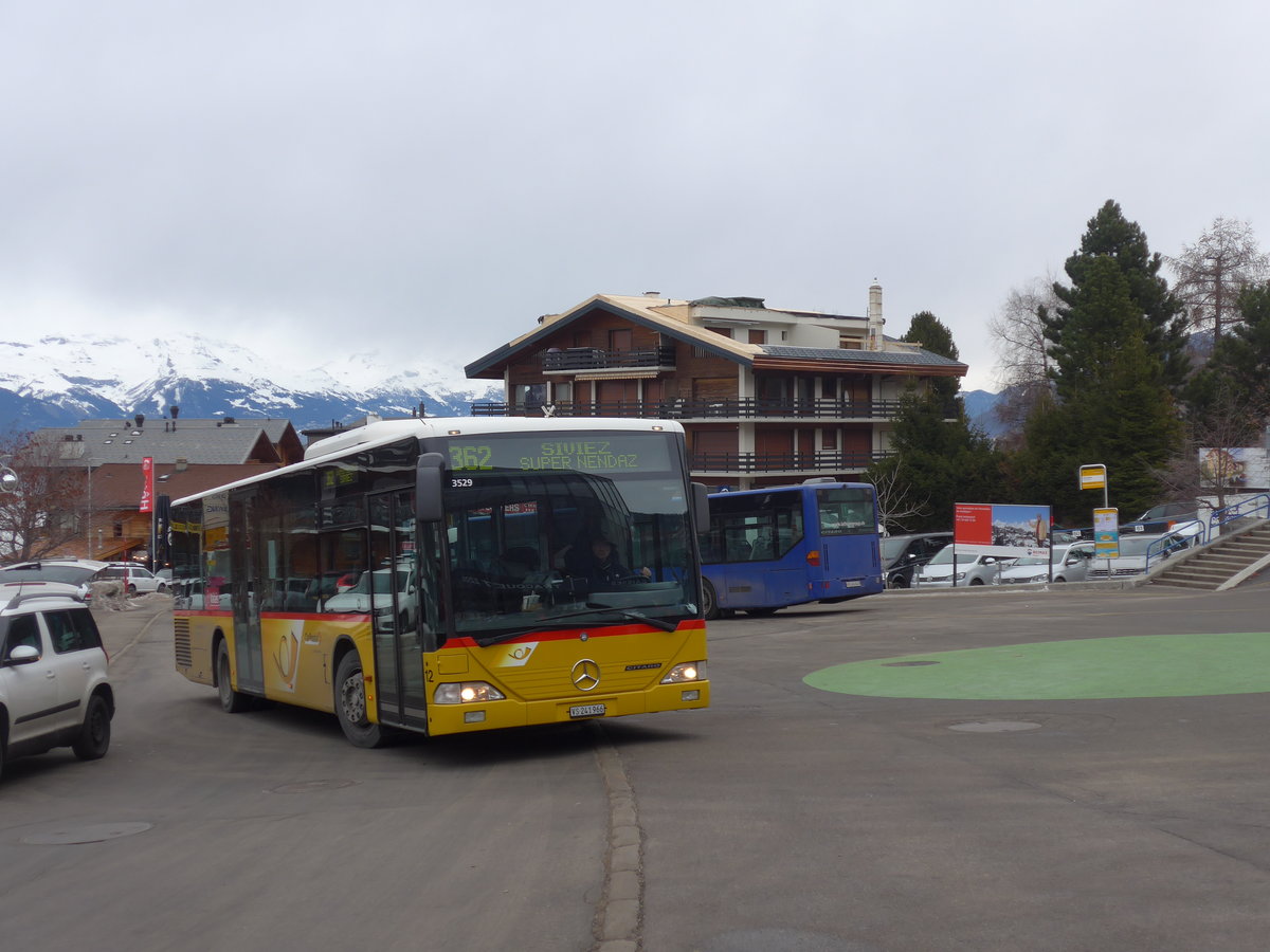 (200'346) - PostAuto Wallis - Nr. 12/VS 241'966 - Mercedes (ex PostAuto Wallis) am 30. Dezember 2018 in Haute-Nendaz, Tlcabine