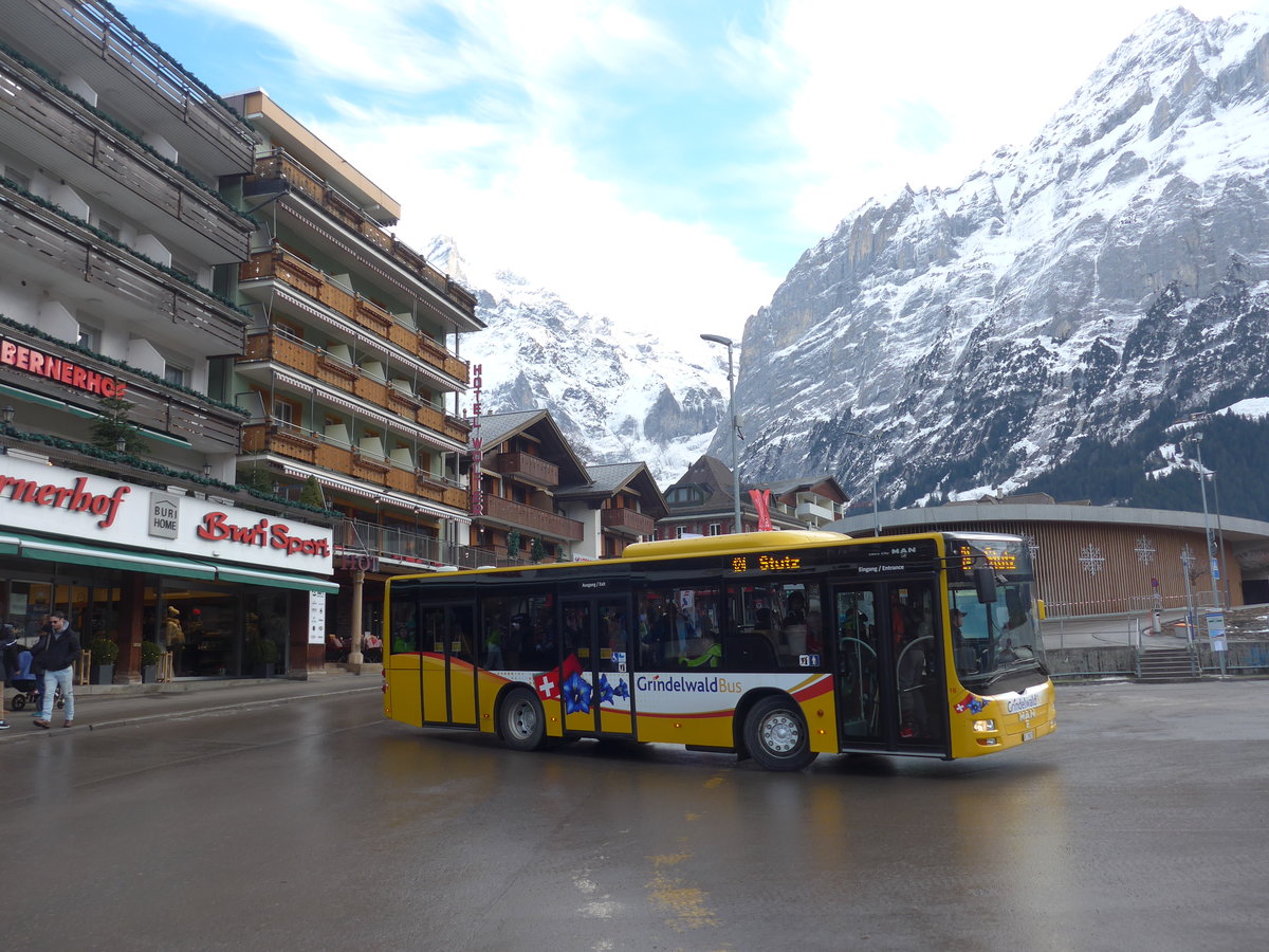 (200'484) - AVG Grindelwald - Nr. 16/BE 28'821 - MAN am 1. Januar 2019 beim Bahnhof Grindelwald