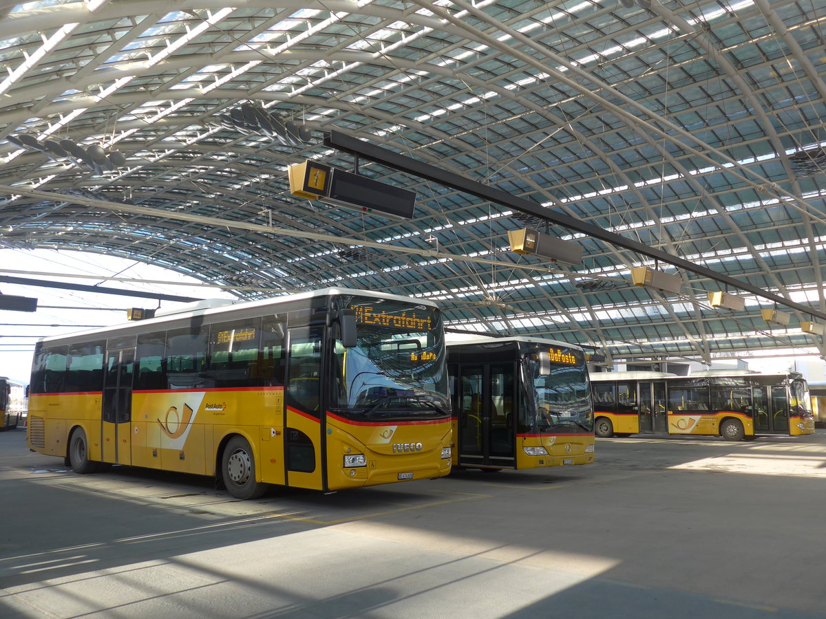 (201'233) - PostAuto Bern - BE 474'688 - Iveco am 19. Januar 2019 in Chur, Postautostation