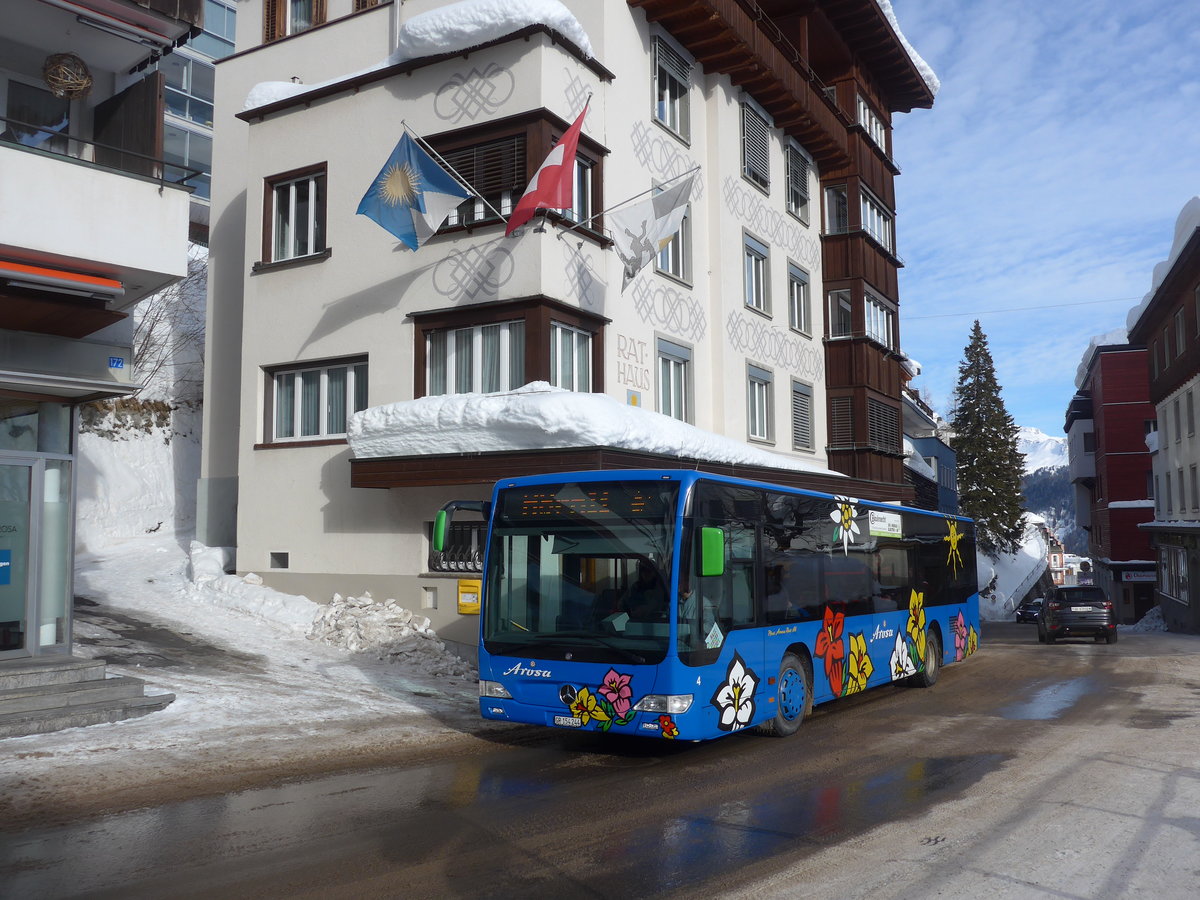 (201'269) - Pfosi, Arosa - Nr. 4/GR 154'244 - Mercedes am 19. Januar 2019 in Arosa, Rathaus