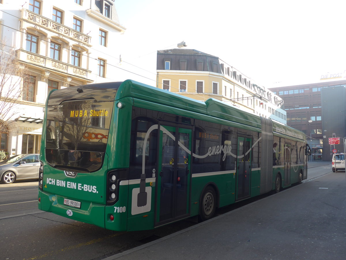 (201'576) - BVB Basel - Nr. 7100/BS 99'100 - VDL am 16. Februar 2019 beim Bahnhof Basel