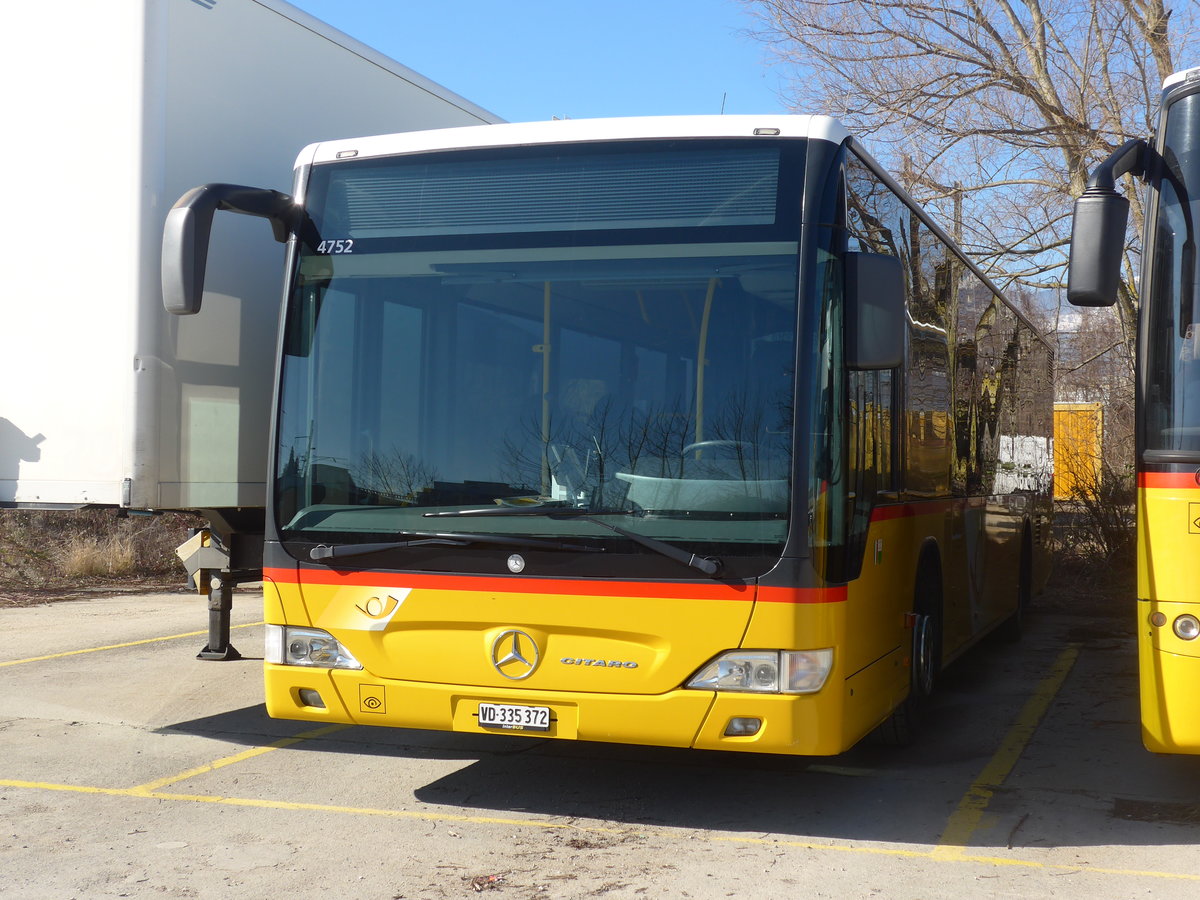 (201'615) - CarPostal Ouest - VD 335'372 - Mercedes am 16. Februar 2019 in Yverdon, Garage