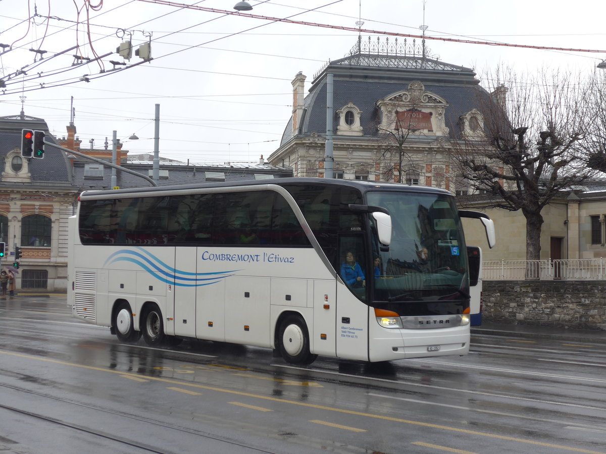 (202'226) - Combremont, L'Etivaz - VD 1352 - Setra am 11. Mrz 2019 in Genve, Place des Vingt-Deux-Cantons