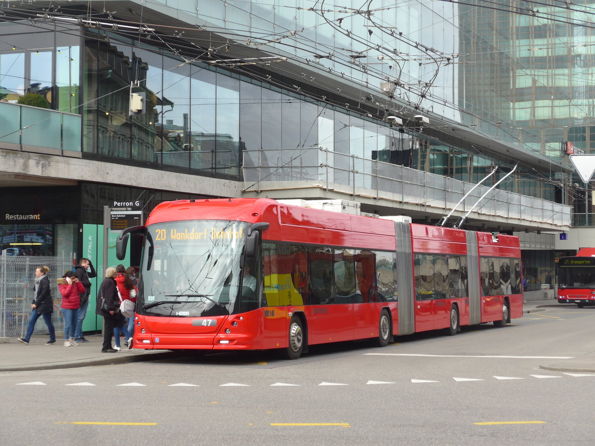 (202'353) - Bernmobil, Bern - Nr. 47 - Hess/Hess Doppelgelenktrolleybus am 12. Mrz 2019 beim Bahnhof Bern