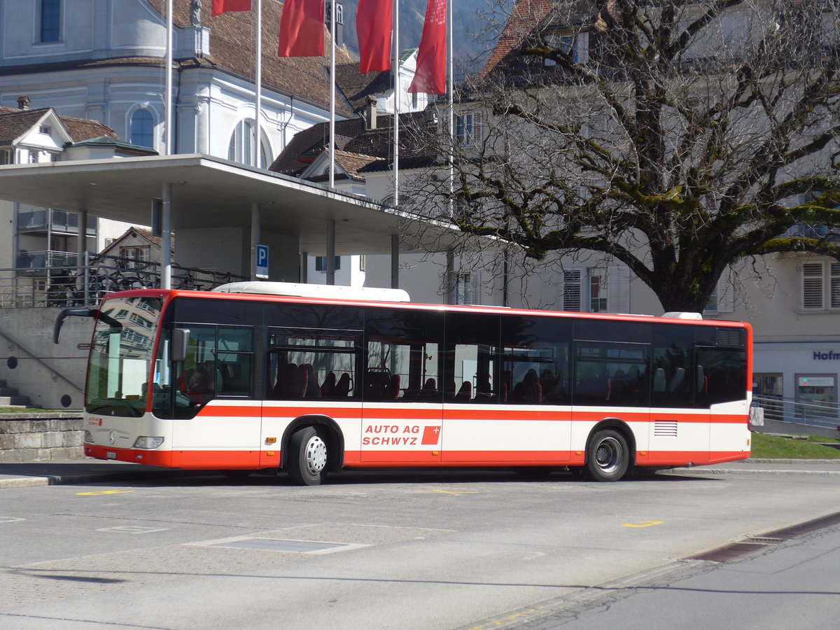 (202'837) - AAGS Schwyz - Nr. 24/SZ 30'024 - Mercedes am 22. Mrz 2019 in Schwyz, Post